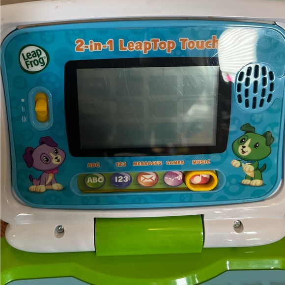 Leap Frog 2in1 Learning Laptop & Tablet - Picture 2 of 5